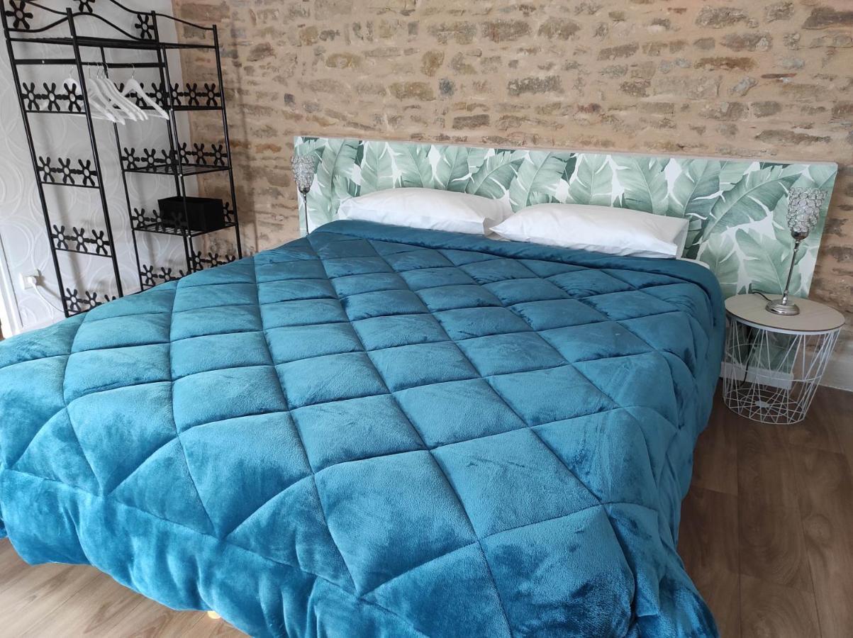 Appartement Oingt - Les Meubles Des Pierres Dorees Theize Dış mekan fotoğraf