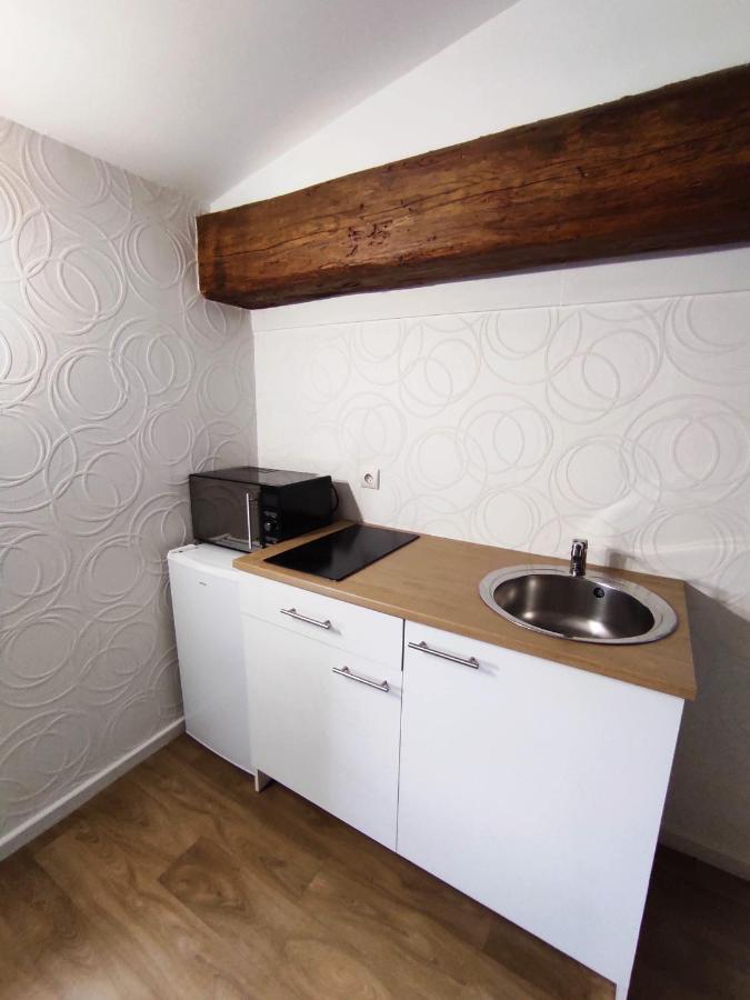 Appartement Oingt - Les Meubles Des Pierres Dorees Theize Dış mekan fotoğraf